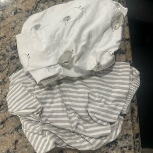 Adorable White and Gray Sheep Print Bassinet Sheets